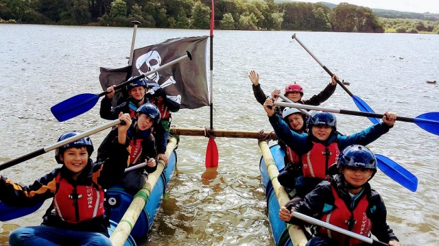 raft building team building